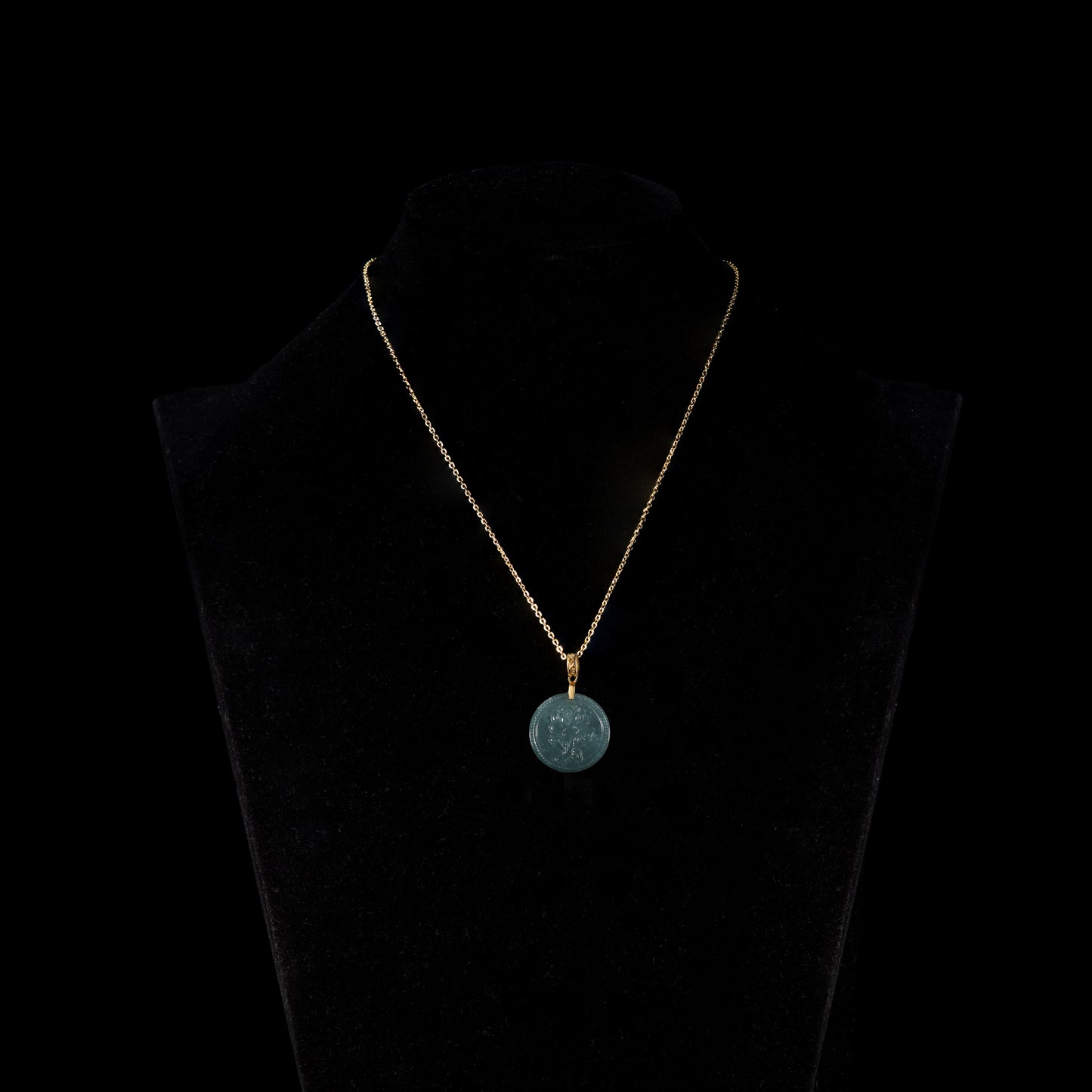 Pendant17 Round Zodiac Jade Pendant