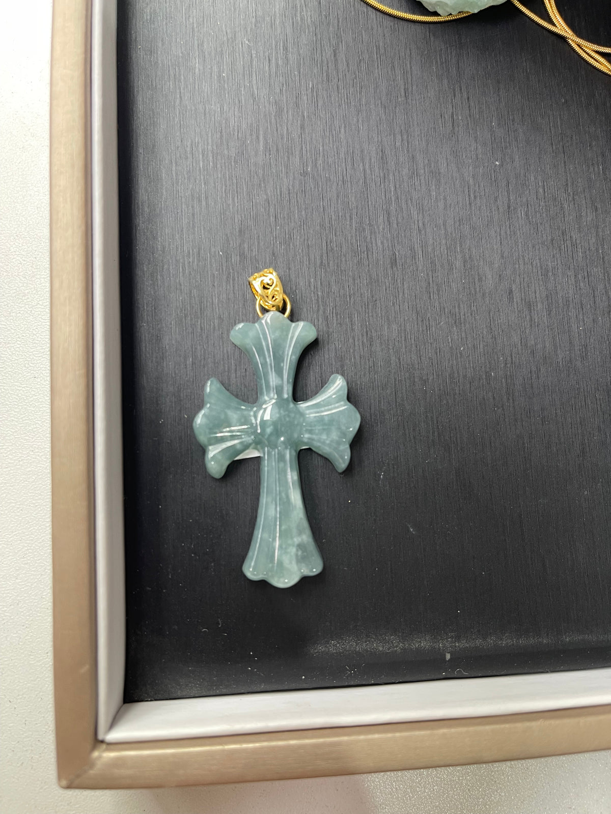 Livestream Order  blue water heart cross