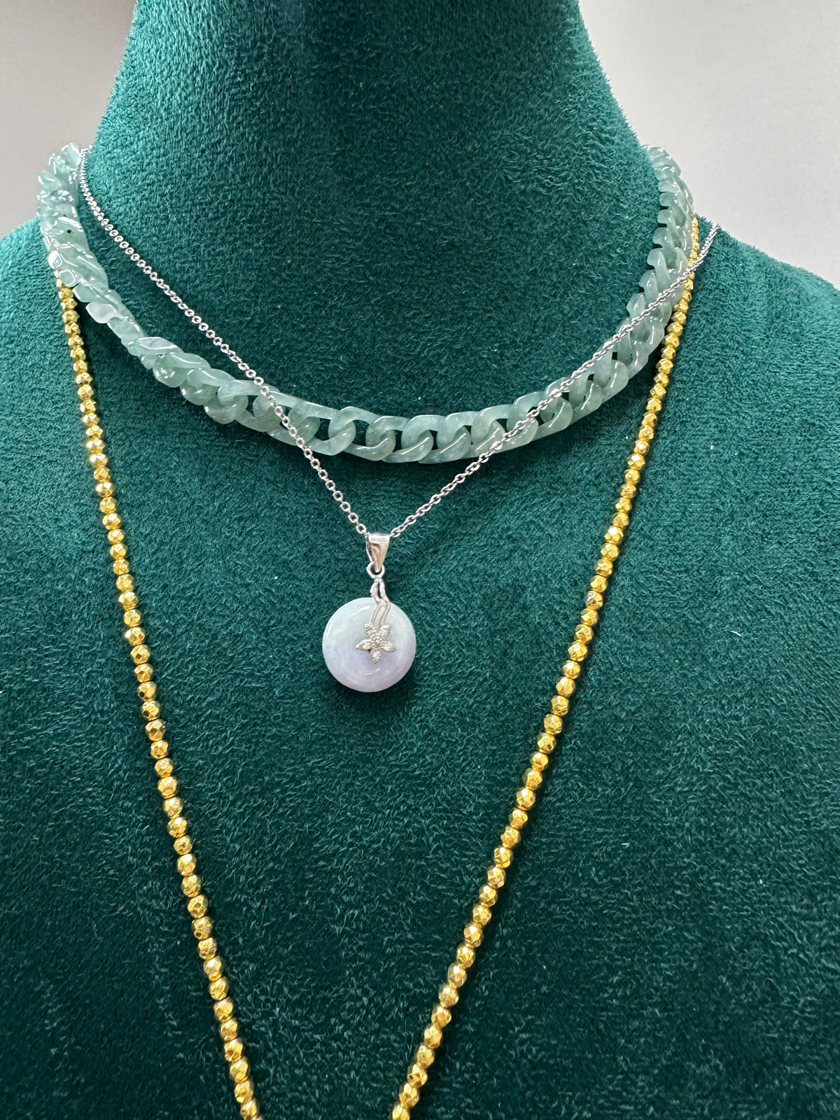 Lavender Donut (sliver clasp)